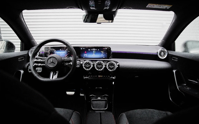 Mercedes-Benz Klasa A cena 184900 przebieg: 7, rok produkcji 2023 z Gniewkowo małe 254